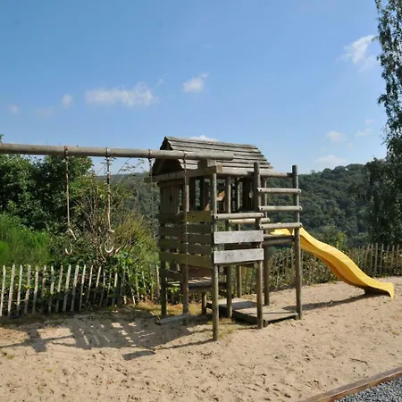 Chalet Pluton 1 בקתה לה רושה - אן - ארדן